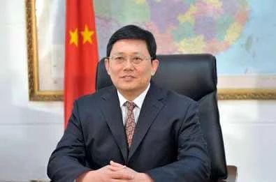 包钢周秉利最新动态，力量变迁中的自信与成就感之路